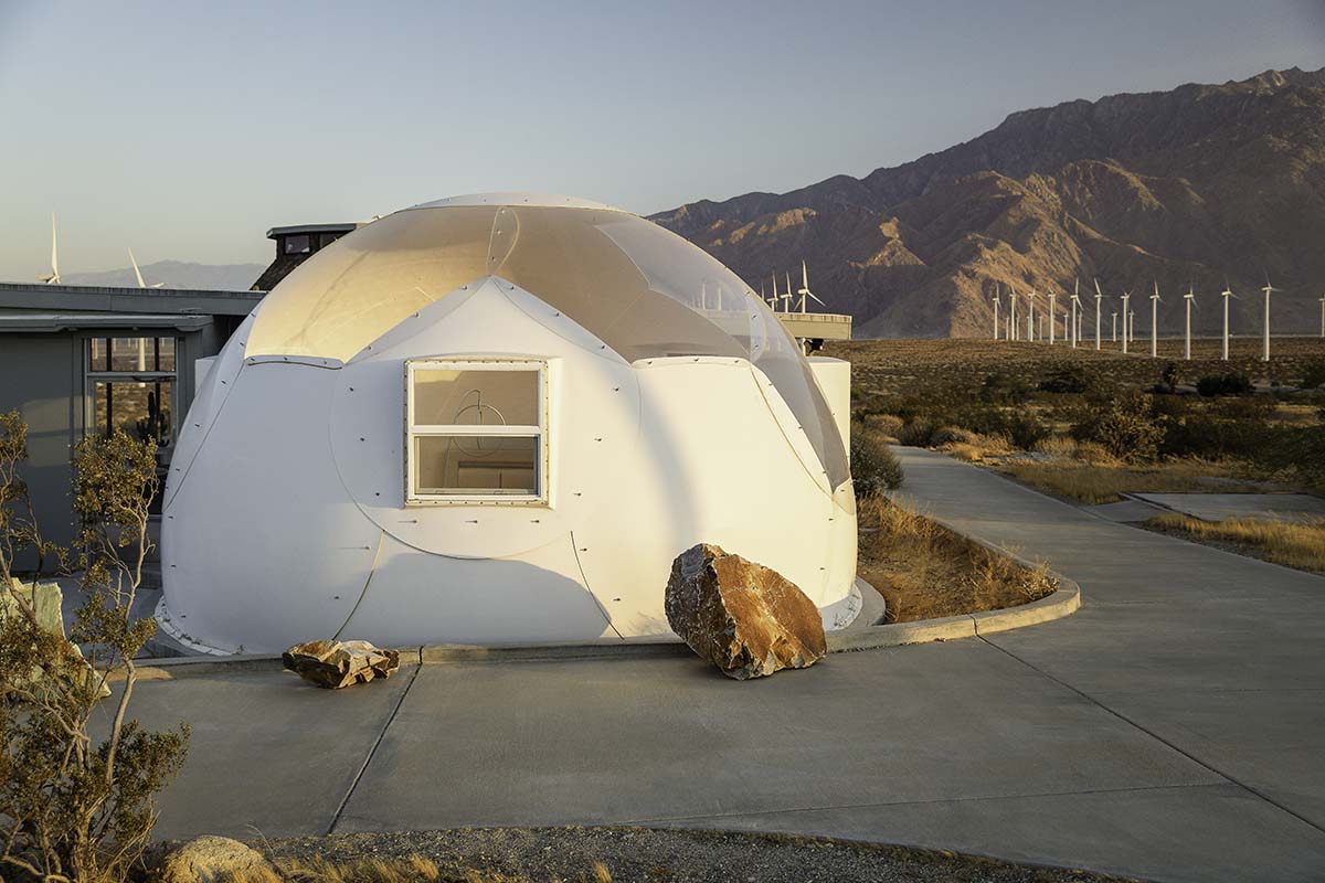 Exterior of the white domed guest pod beside the main house in the Palm Springs desert, by Niaz Uddin
